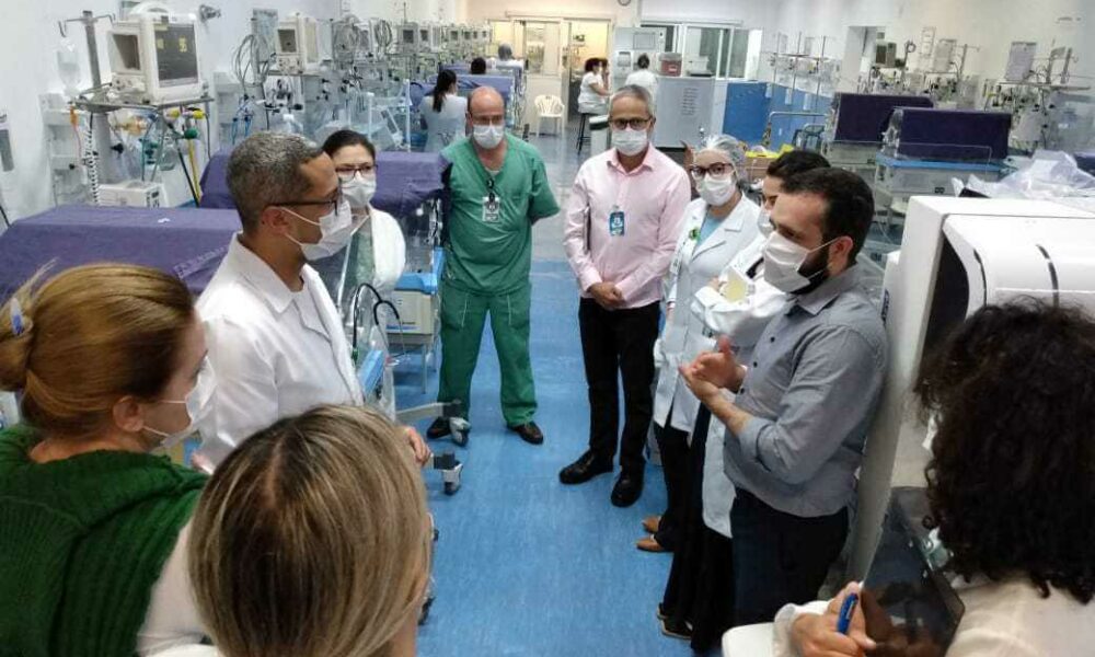 Consultores do Albert Einstein visitam o Hospital Universitário de Jundiaí