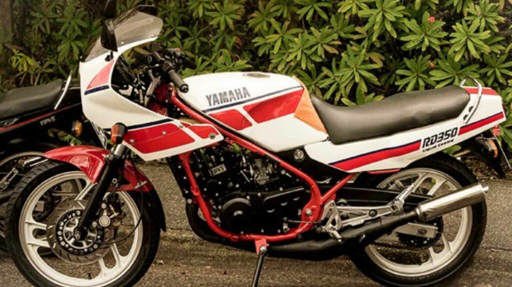 Moto Yamaha RD 350