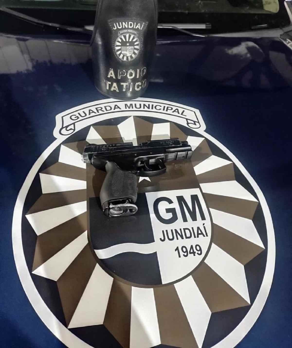 GM de Jundiaí-réplica-de-pistola-compressed