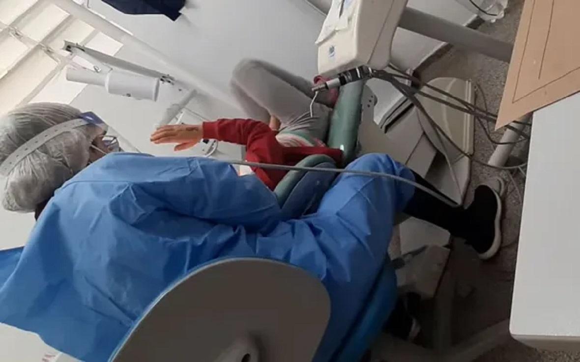 dentista-é-afastada-após-gritar-com-criaça-compressed