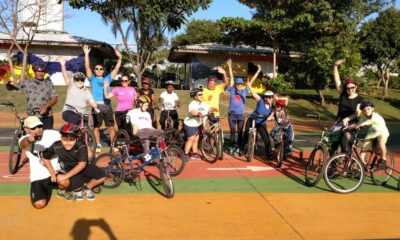 Aulas são gratuitas e custeadas pelo aluguel de bicicletas realizado pela instituição, no Parque da Cidade