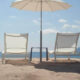Cadeiras em praia