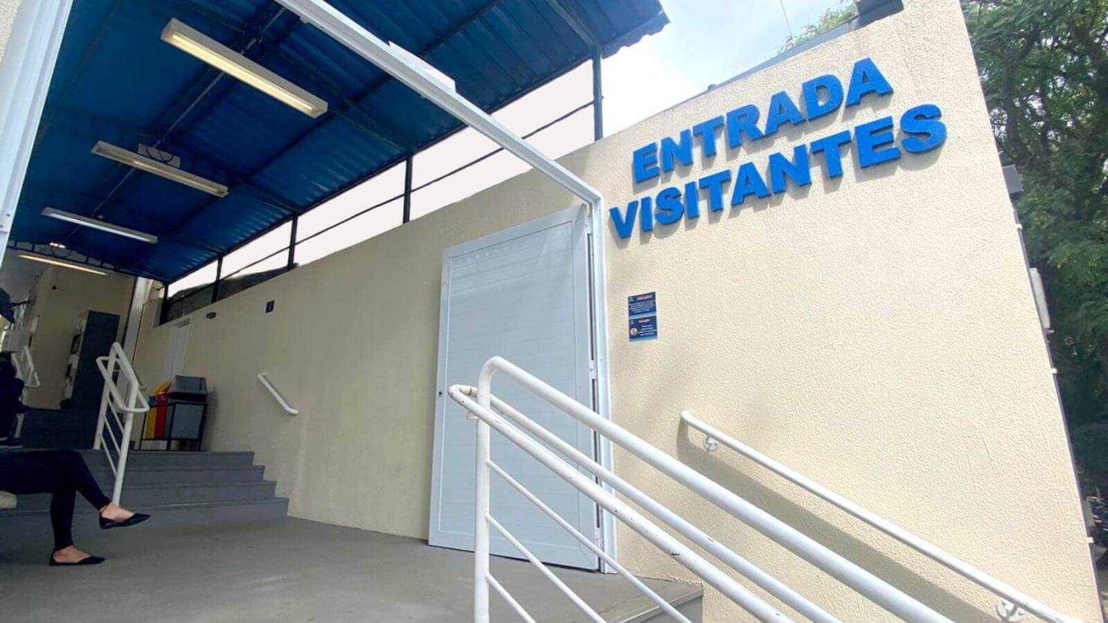 Entrada de visitantes do Hospital São Vicente