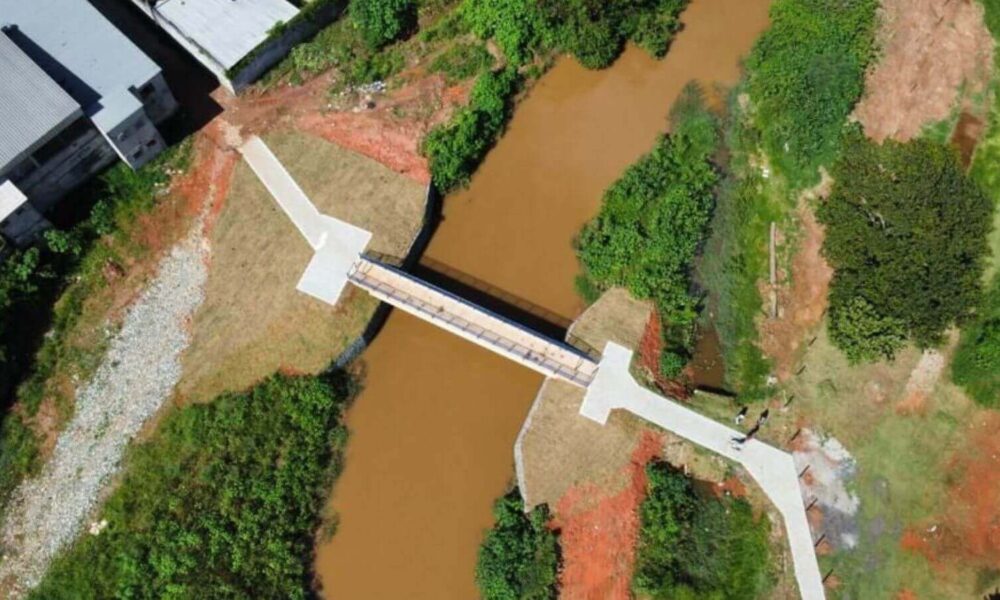 Ponte do Jardim Marchetti, em Campo Limpo Paulista