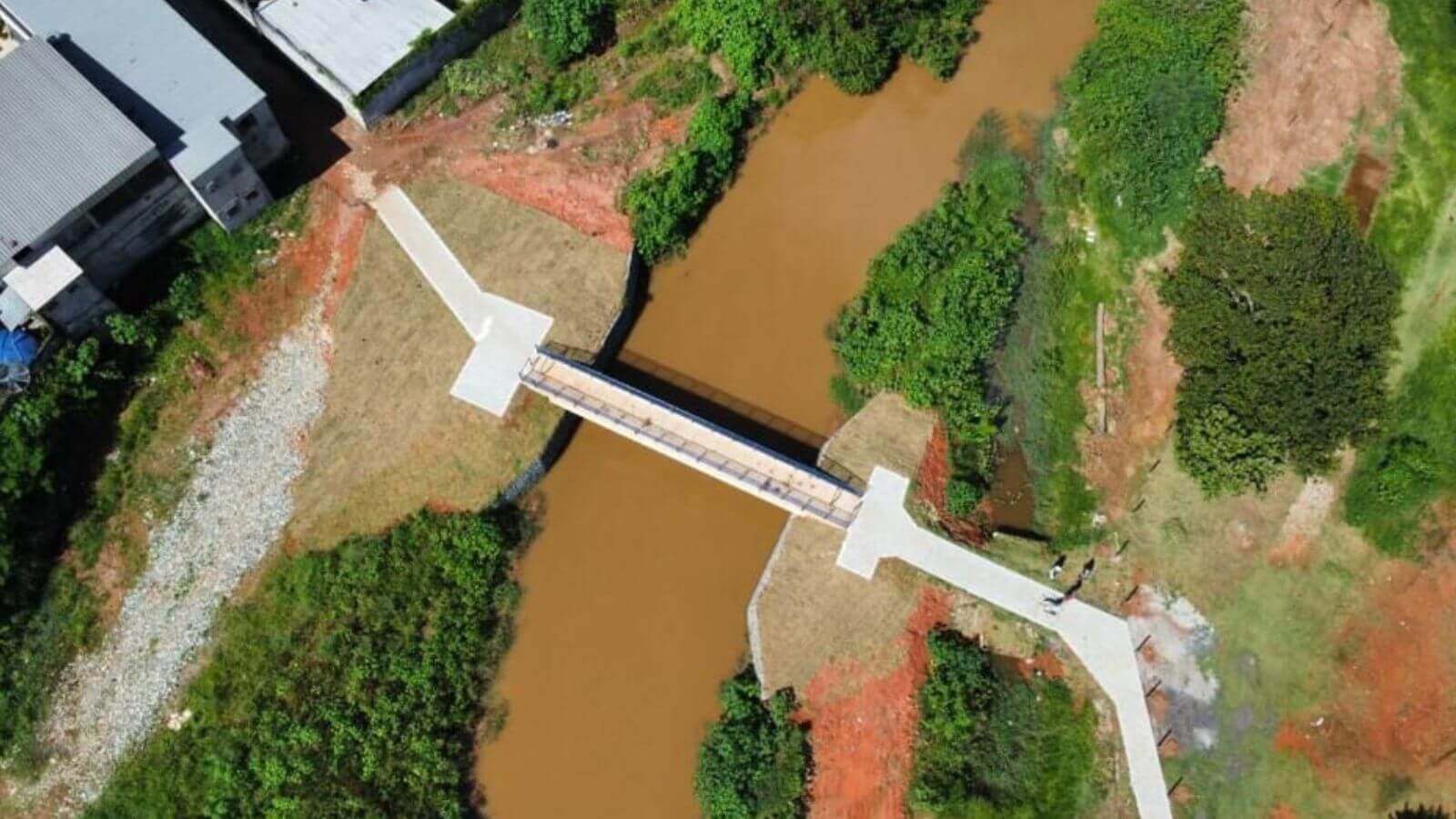 Ponte do Jardim Marchetti, em Campo Limpo Paulista