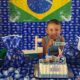 Criança ganha festa de aniversário com tema da Havan
