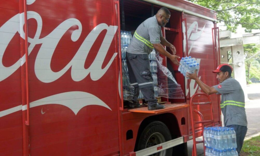 Coca-Cola doa água para Saúde de Jundiaí