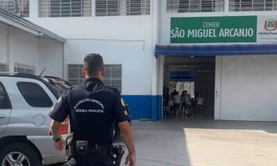 Guarda Municipal em Escola de Várzea Paulista