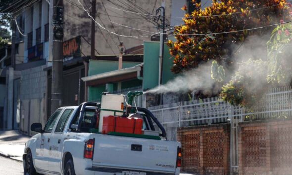 Vigilância Sanitária de Jundiaí realiza nebulização contra arboviroses na Vila Hortolândia