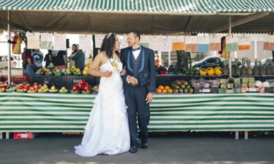 Noiva realiza sonho de se casar em feira de rua em Jundiaí