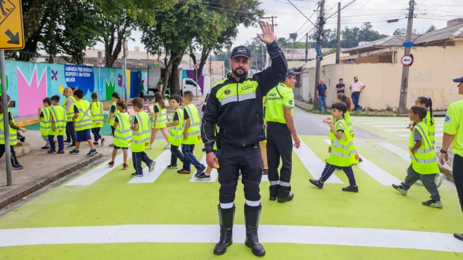 Maio Amarelo Jundiaí inicia sinalização especial em áreas escolares para travessia segura2
