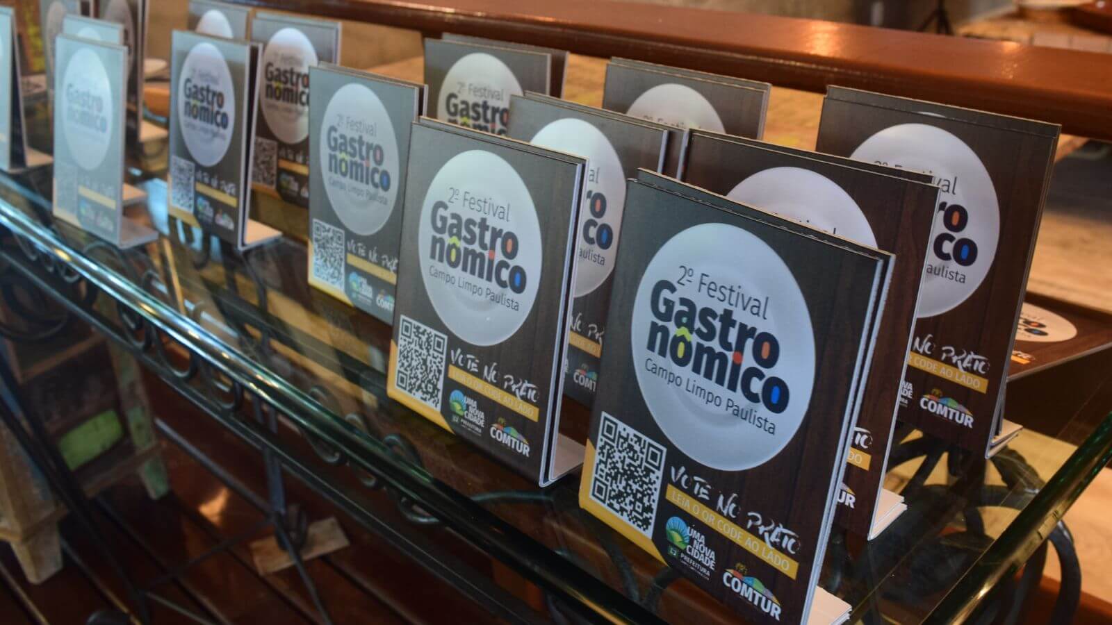 Troféus da 2ª edição do Festival Gastronômico de Campo Limpo Paulista