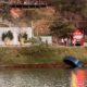 Mulher morre após cair com carro em lago de Jundiaí