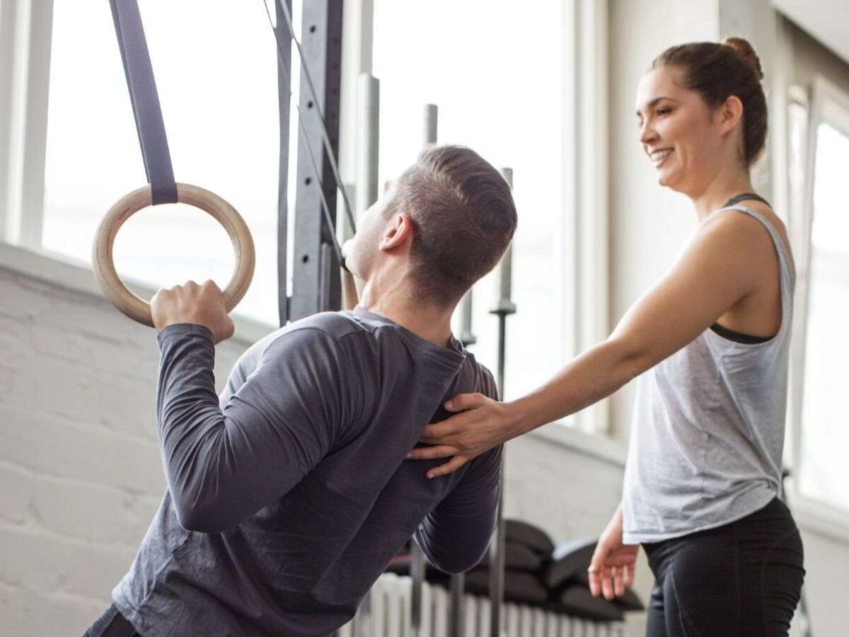 5 motivos para procurar um personal trainer para montar uma rotina de  exercícios