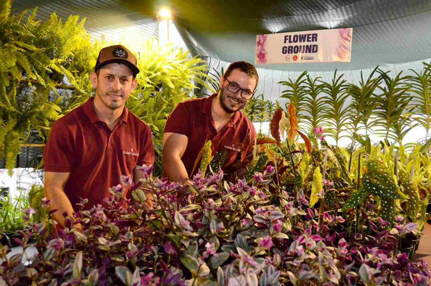 Vendedores na Festa das Orquídeas de Várzea Paulista em 2023