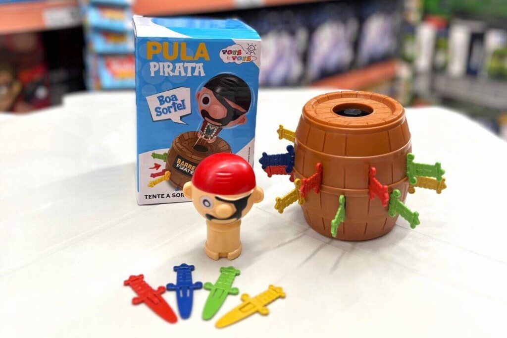 Brinquedo Barril Pula Pirata Pequeno Grande Diversão Crianças