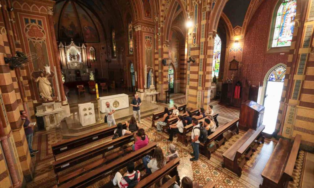 Interior da catedral nossa senhora do desterro em Jundiaí