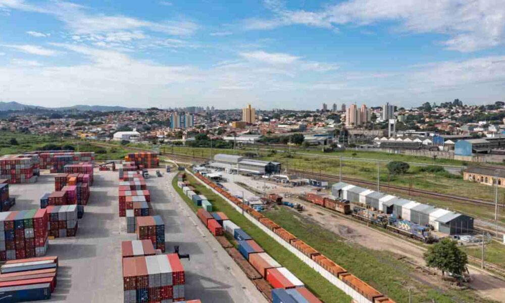 Visão aérea do terminal logístico ferroviário de Jundiaí