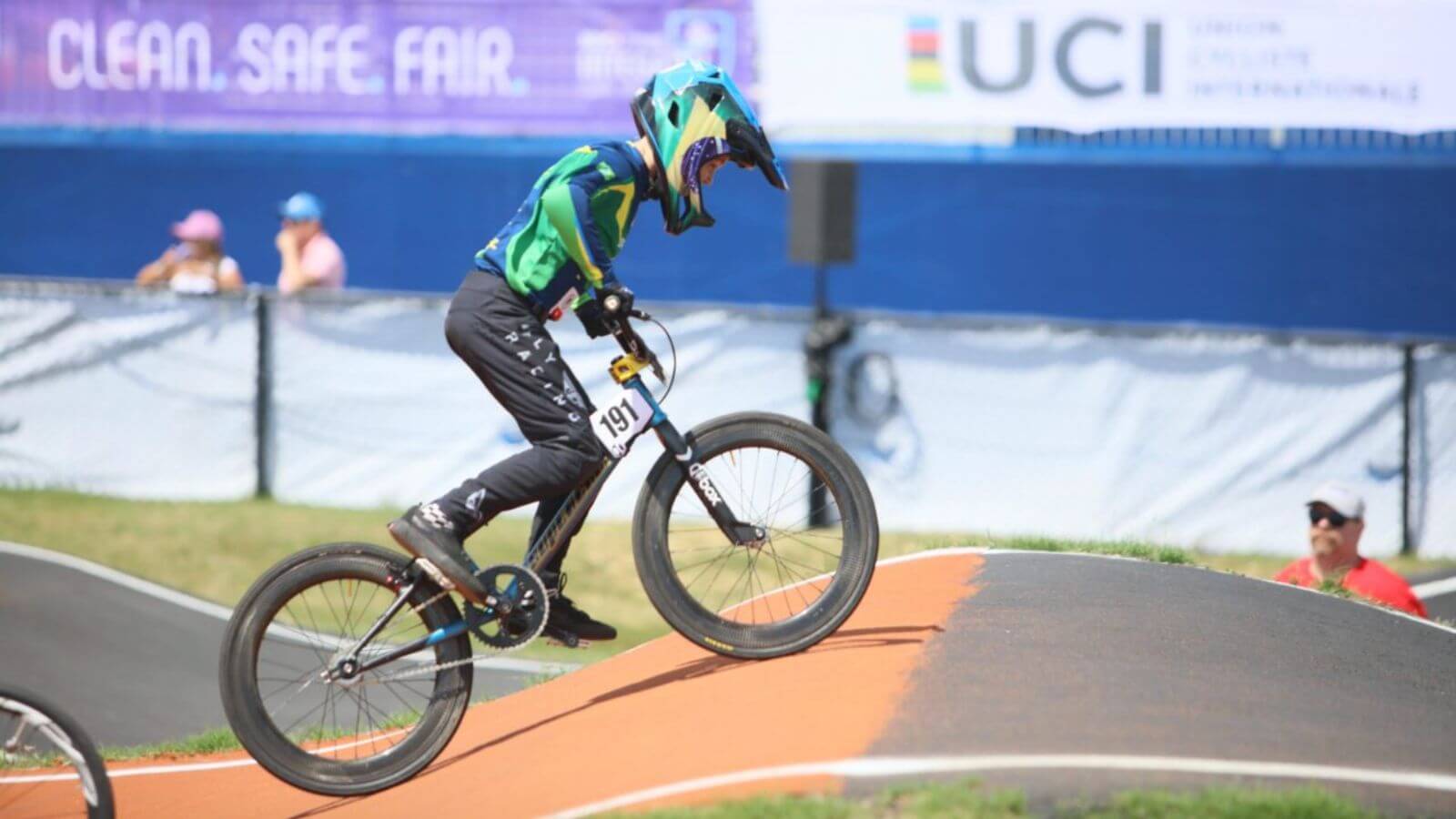 Atleta do Campeonato Brasileiro de BMX Racing