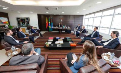 Reunião entre prefeito de Jundiaí, Luiz Fernando Machado com o presidente da Henkel no Brasil, anunciando instalação do centro de inovação