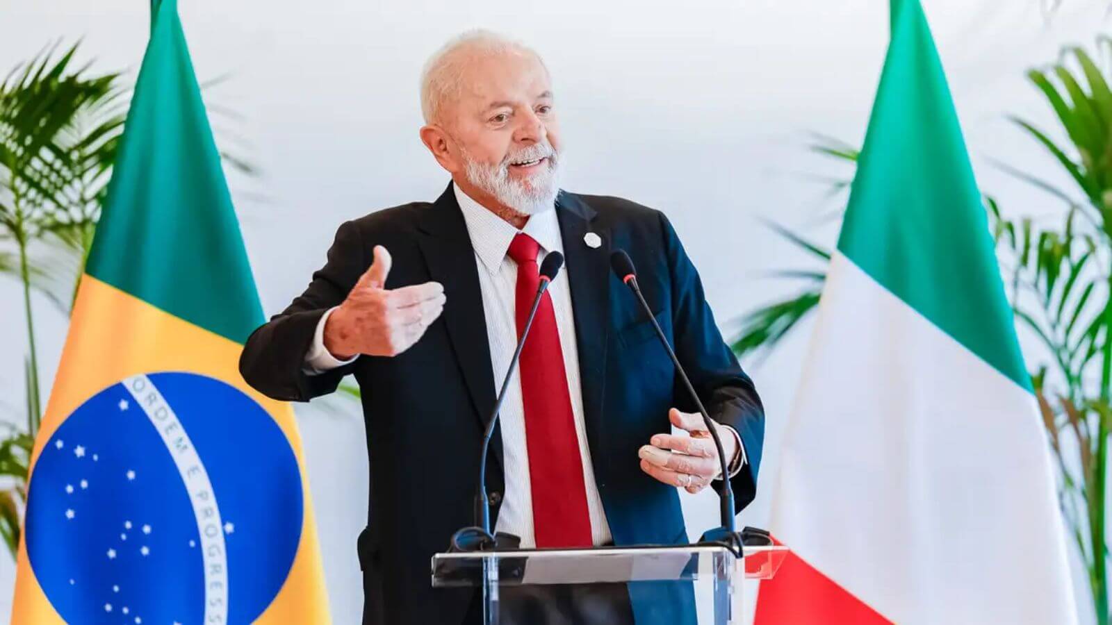 Na Itália, Presidente do Brasil, Luiz Inácio Lula da Silva explica a não adesão à declaração da cúpula para paz na Ucrânia