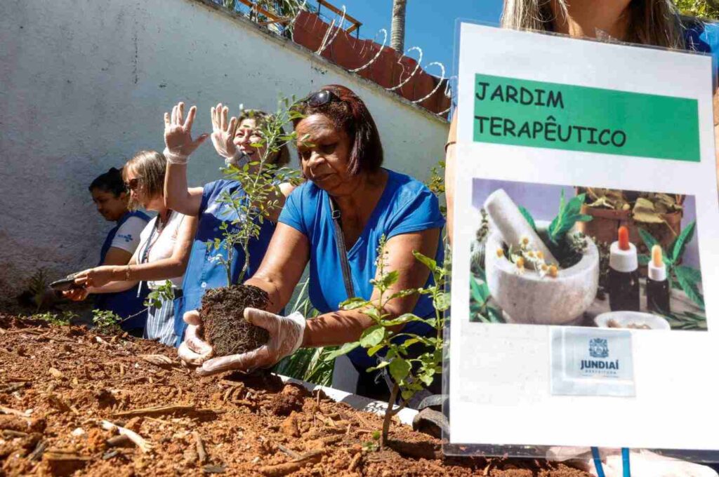 Jardins Terapêuticos integram as PICs da rede municipal de saúde de Jundiaí