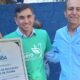 Miguel Haddad e prefeito de Itatiba Thomás Capeletto ao lado de placa de inauguração de Centro de Educação Ambiental