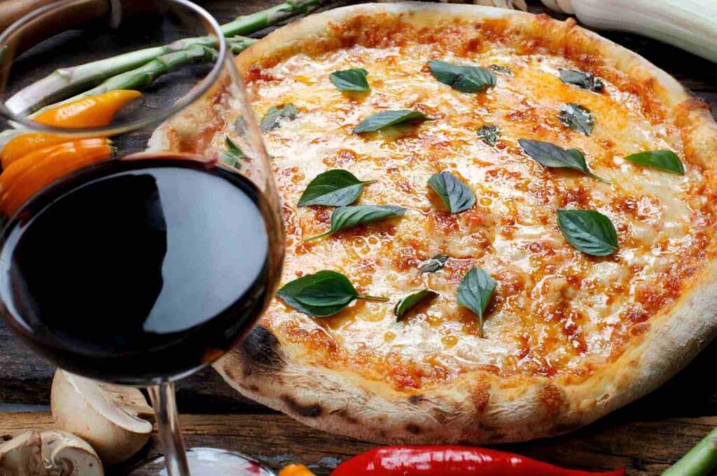 Como harmonizar vinho e pizza