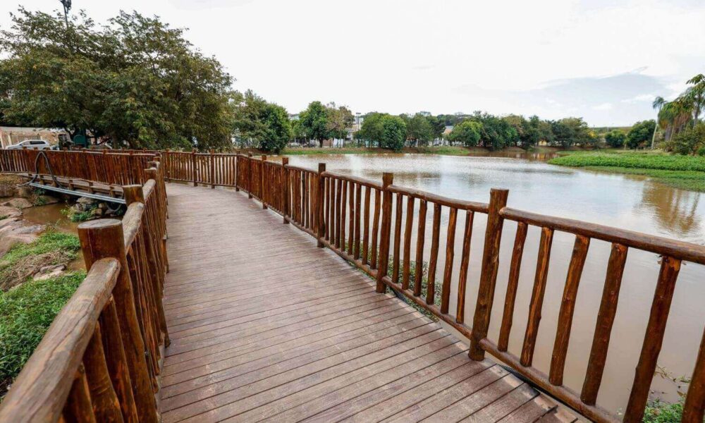 Parque Botânico no Jardim das Tulipas, em Jundiaí