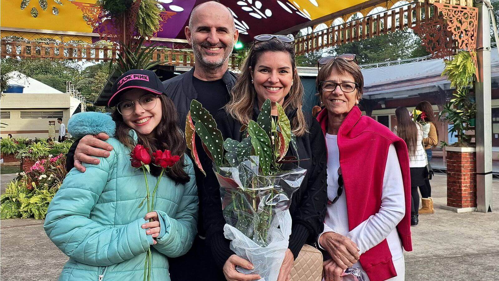 Famílias celebram o Dia dos Pais na Festa das Orquídeas