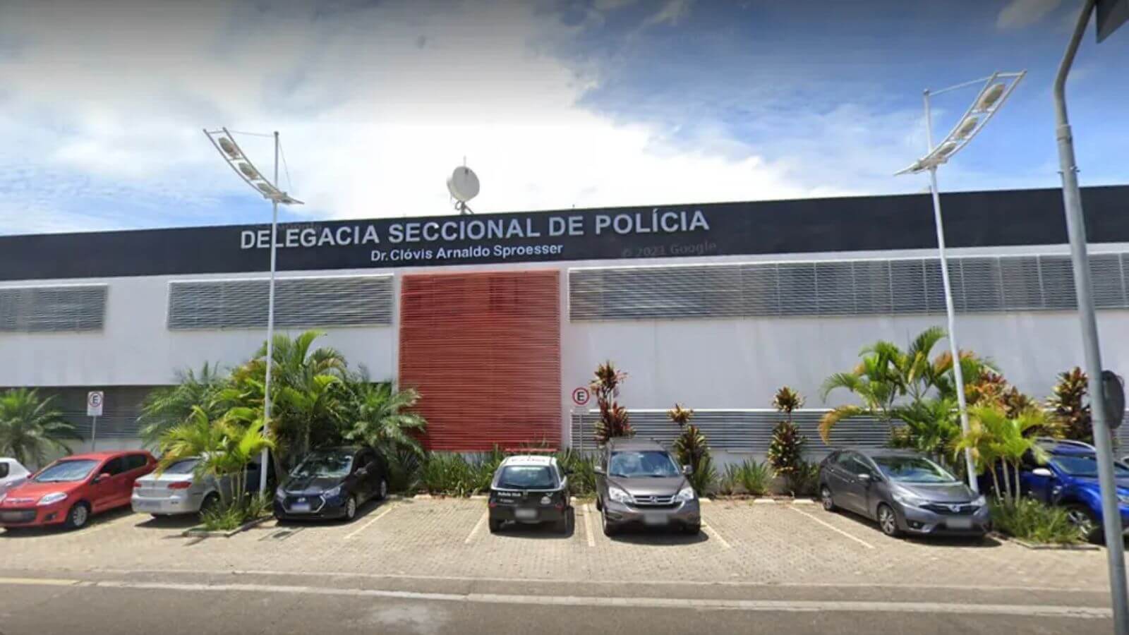 Uma idosa de 68 anos procurou a polícia em para relatar que foi vítima de um golpe em Jundiaí