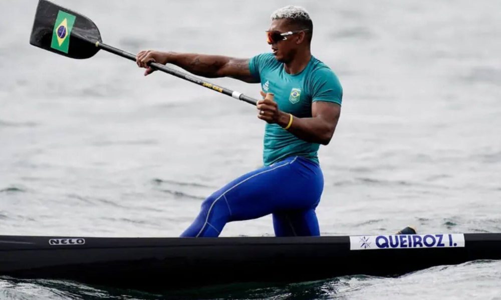 Com esta conquista, Isaquias Queiroz se junta a grandes nomes do esporte, como Robert Scheidt e Torben Grael, no seleto grupo de atletas com cinco medalhas olímpicas.