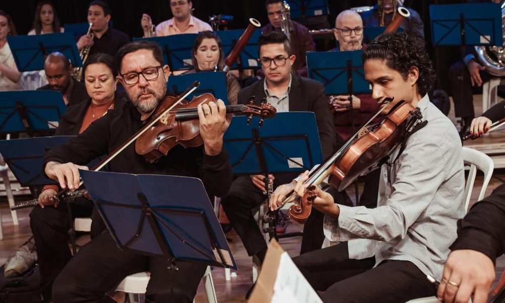 A apresentação da Orquestra Filarmônica, que acontecerá em 25 de agosto, será conduzida pelo maestro Felipe Gadioli