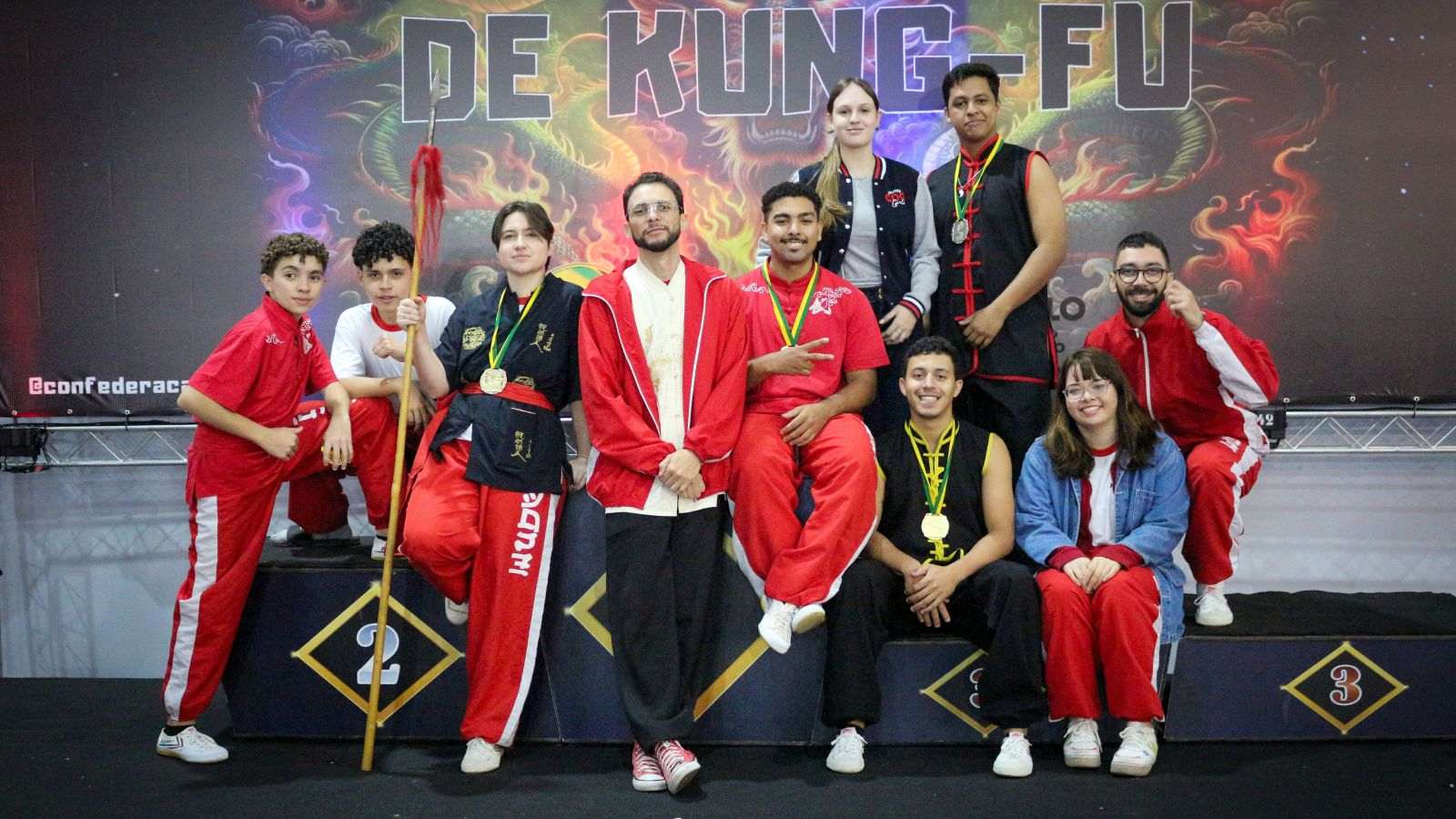 Alunos da escola de Kung Fu de Jundiaí