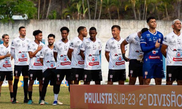 Paulista de Jundiaí entra em campo em final do Paulistão.