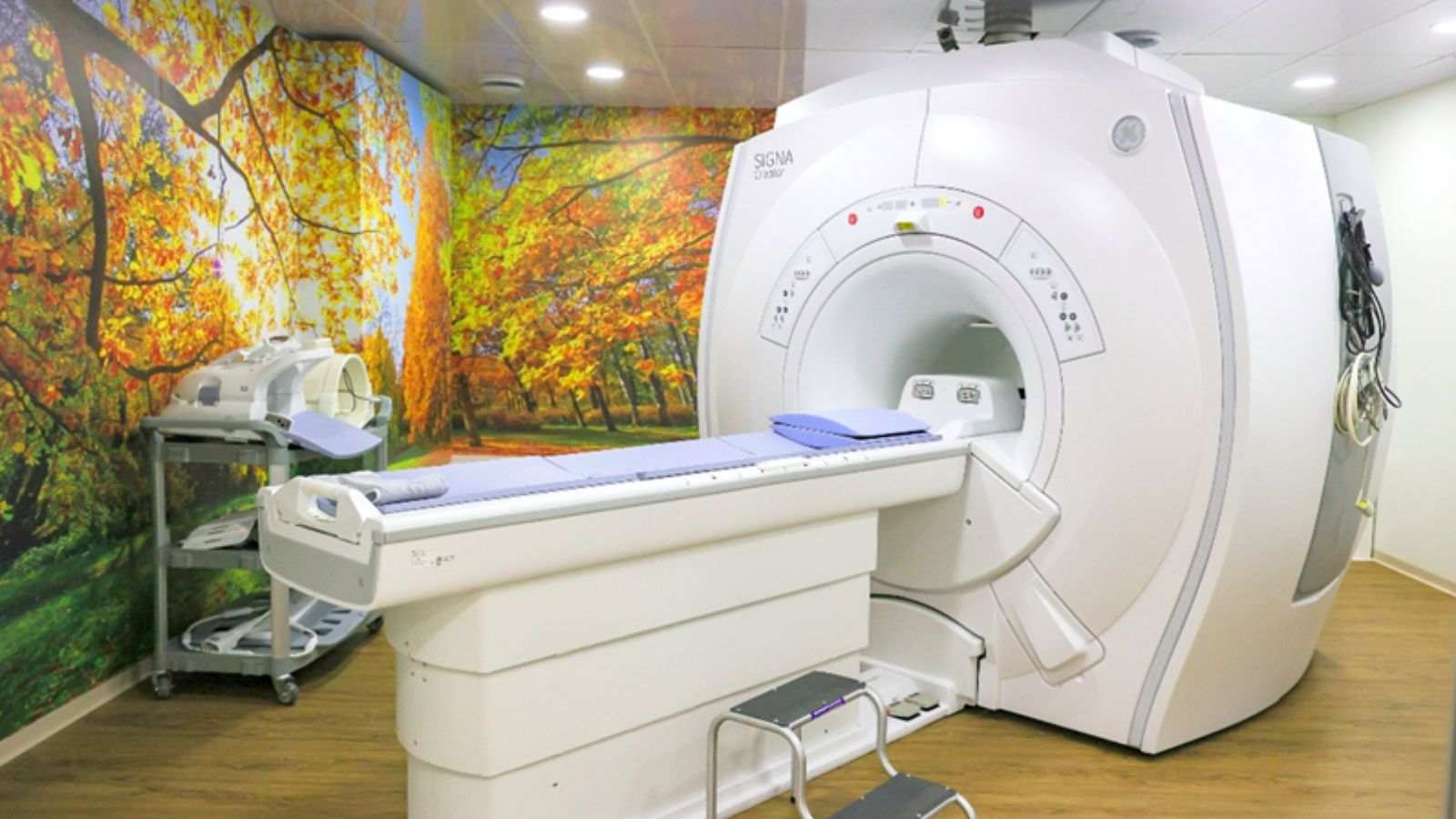 Máquina de ressonância magnética instalada no Hospital São Vicente.