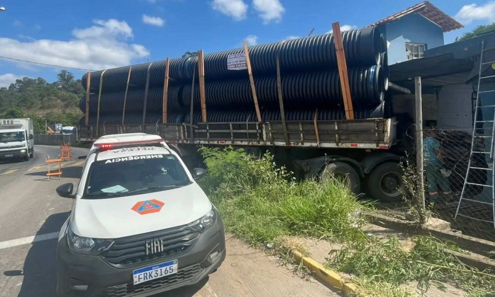 Caminhão em mercenária em Várzea Paulista