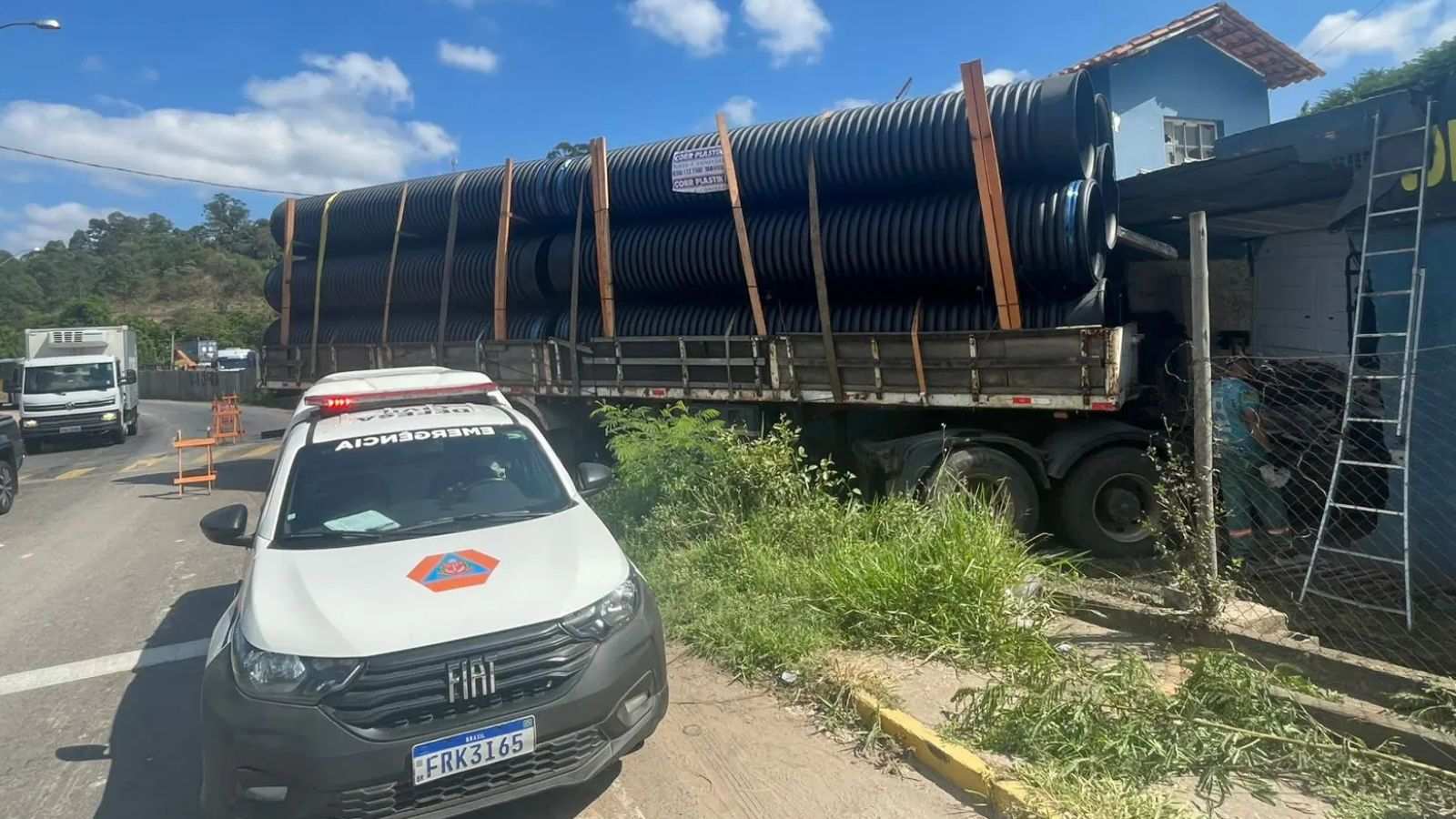 Caminhão em mercenária em Várzea Paulista