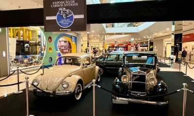 Carros antigos em exposição do JundiaíShopping.