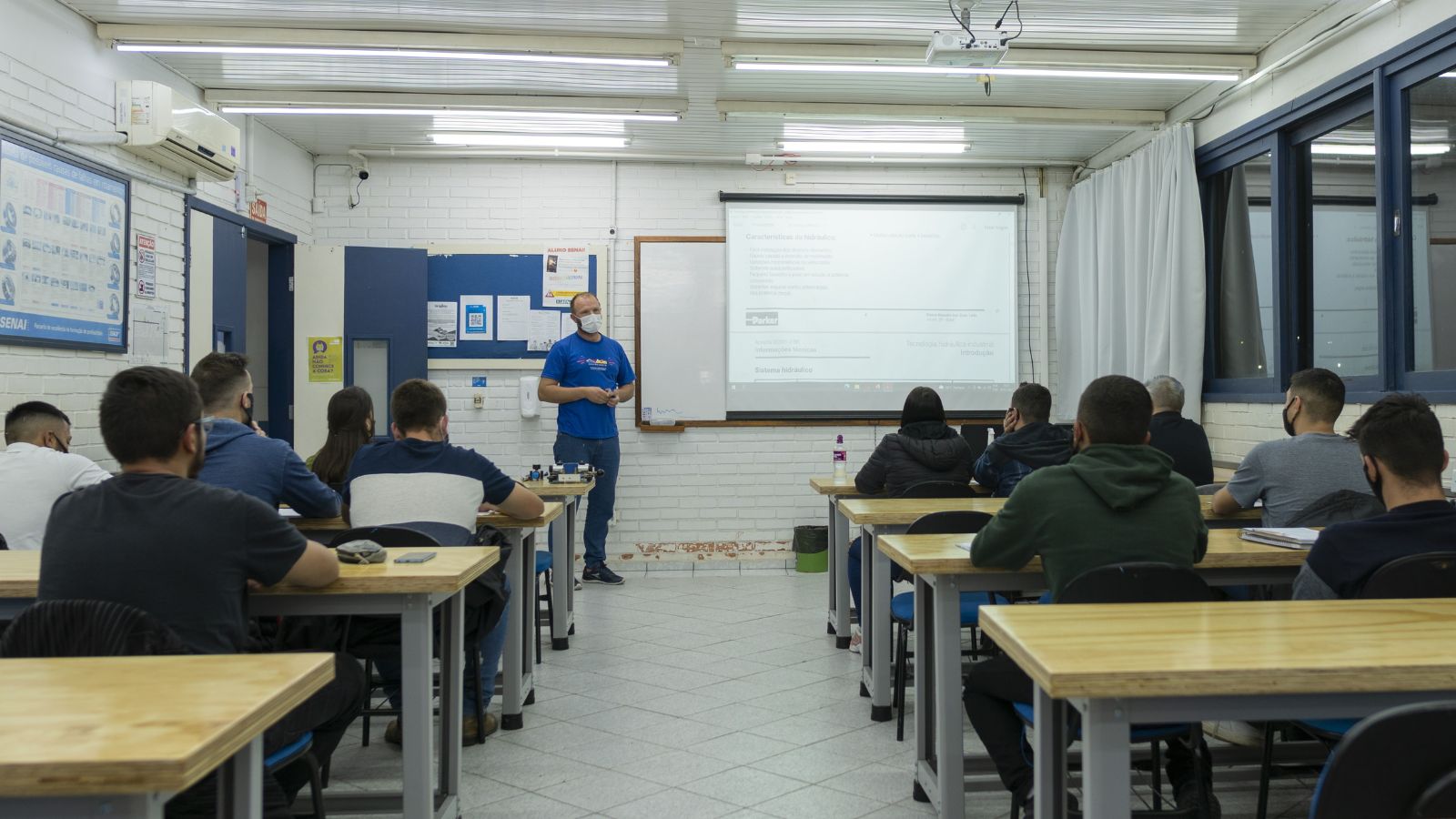 Aula no SENAI Jundiaí