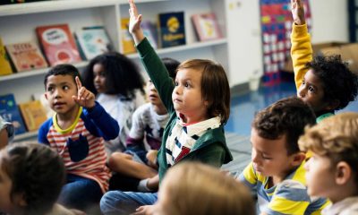 Alunos de creche de Campo Limpo Paulista em interação durante as aulas.