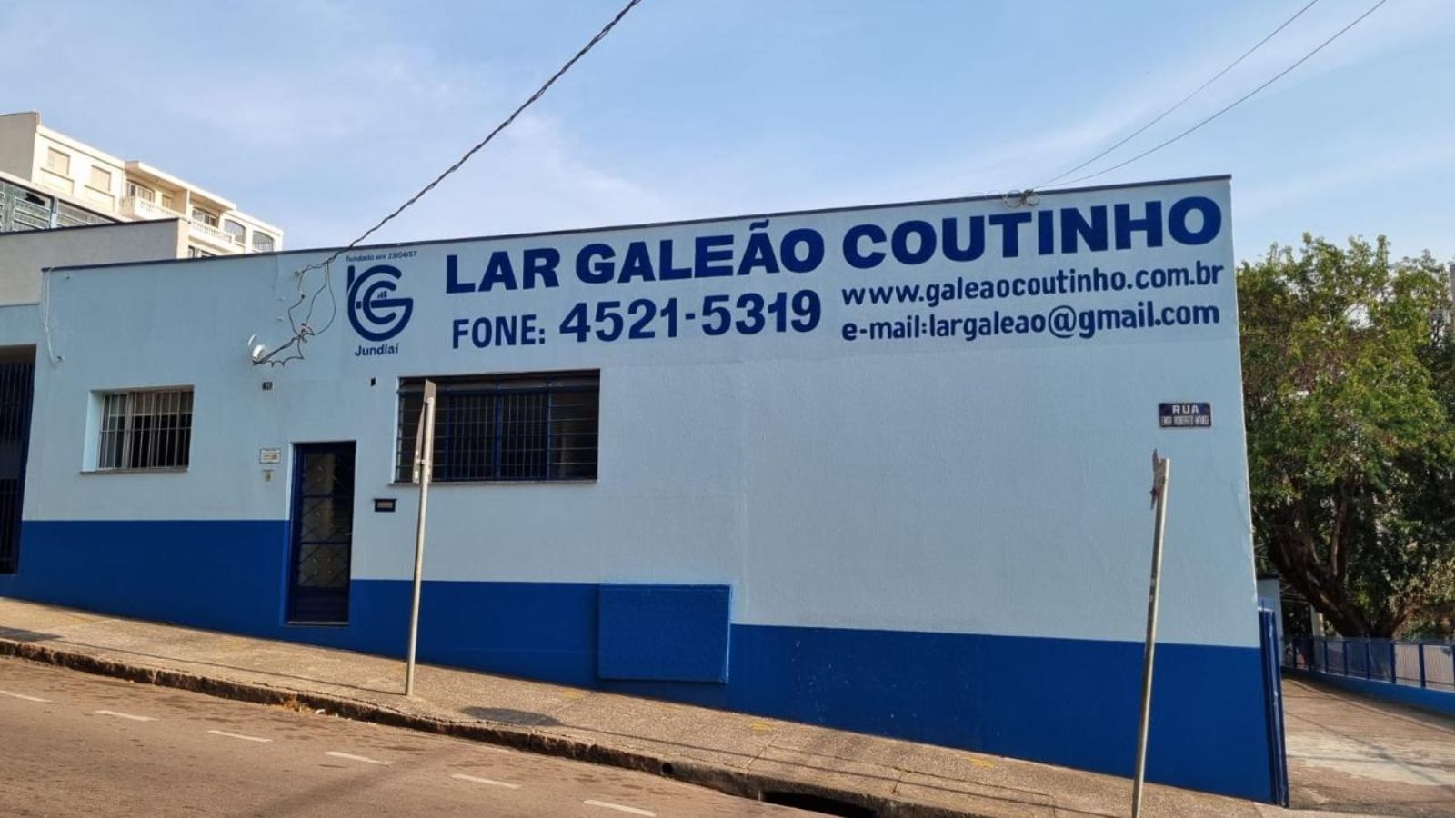 Fachada Lar Galeão Coutinho, onde a Feira Amigos do Galeão acontecerá