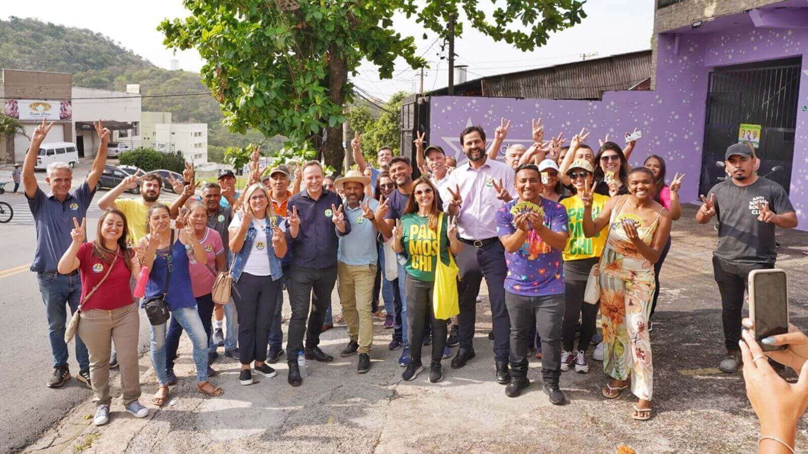 Parimoschi em caminhada na Vila Maringá, em Jundiaí