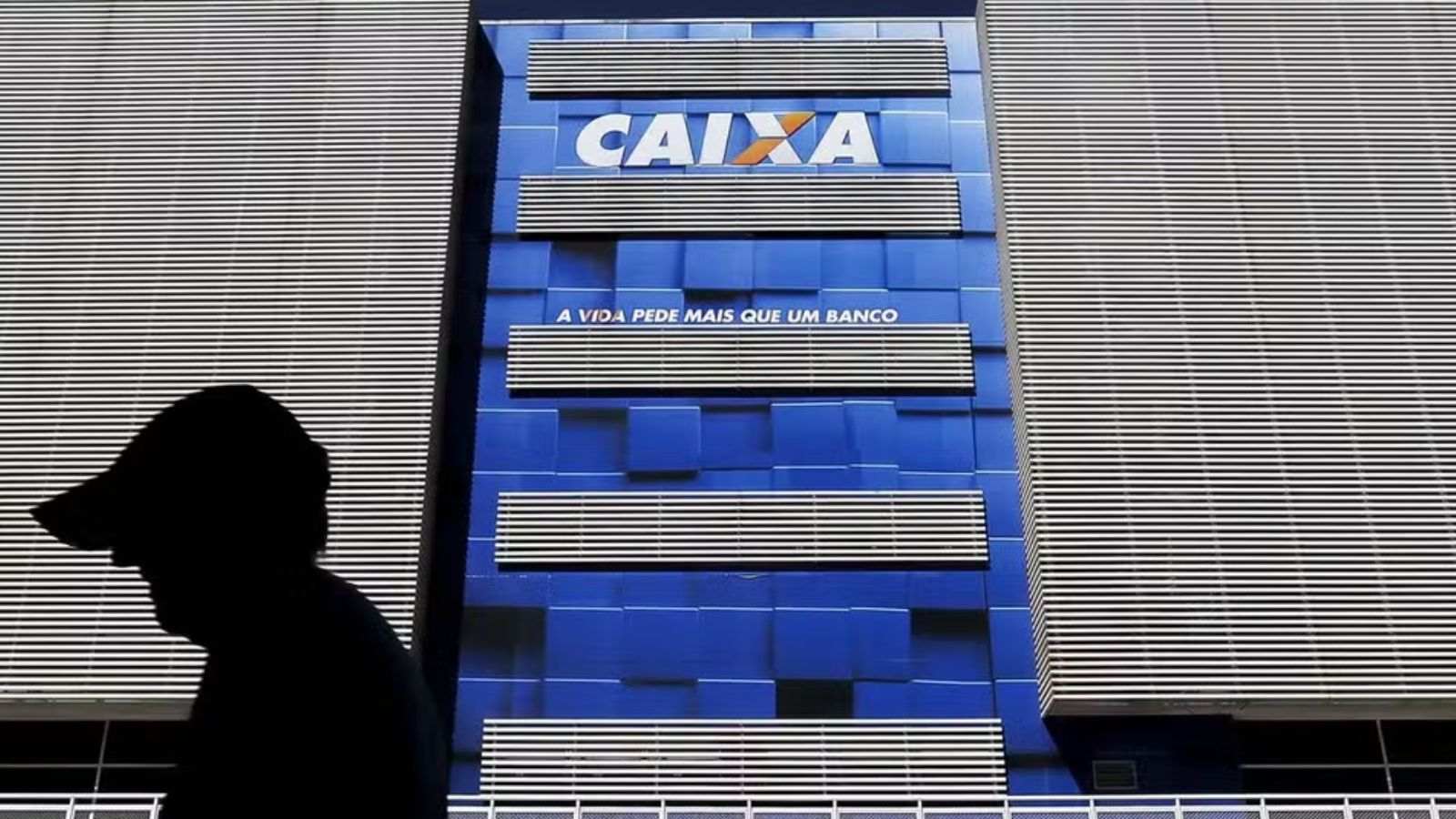 Fachada Caixa