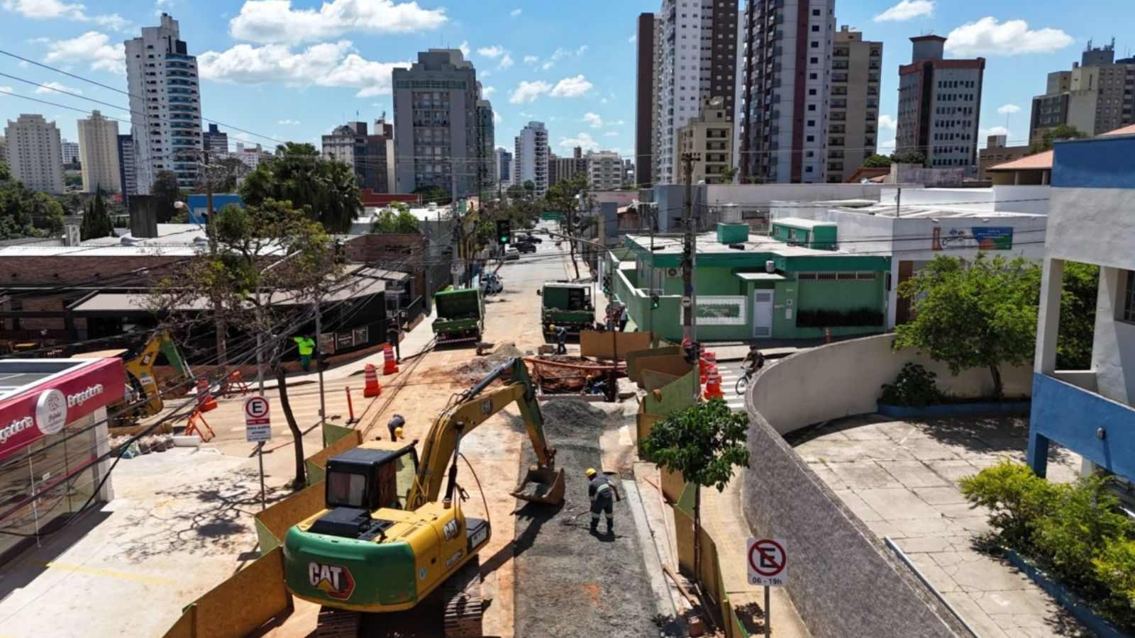 Obras da Rua Barão de Teffé.