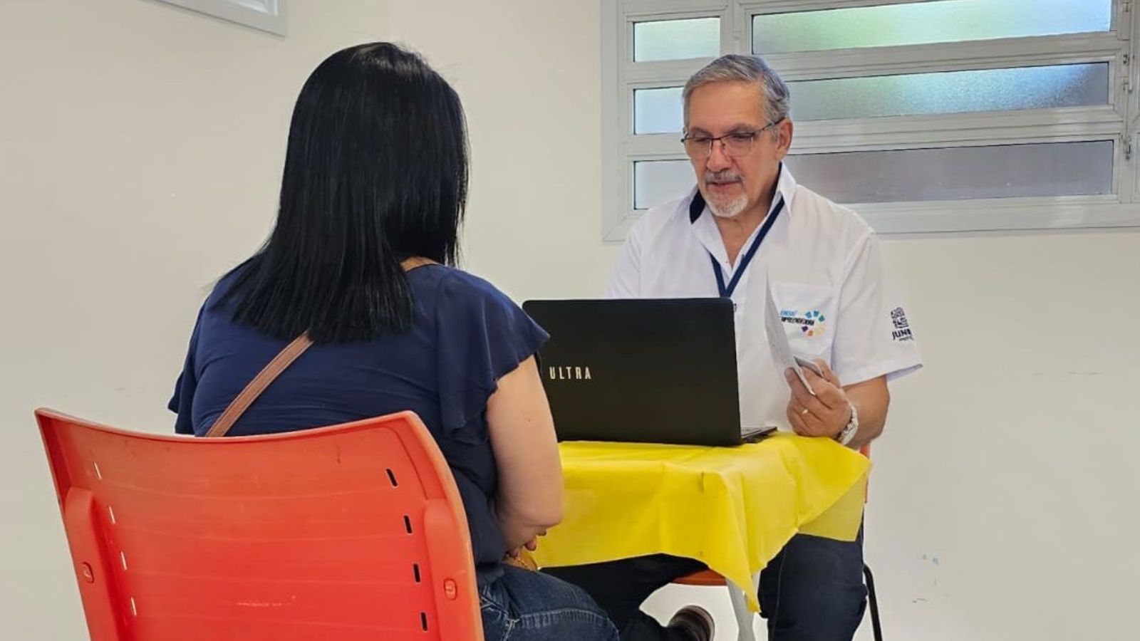 Entrevista em ação da empregabilidade em Jundiaí.