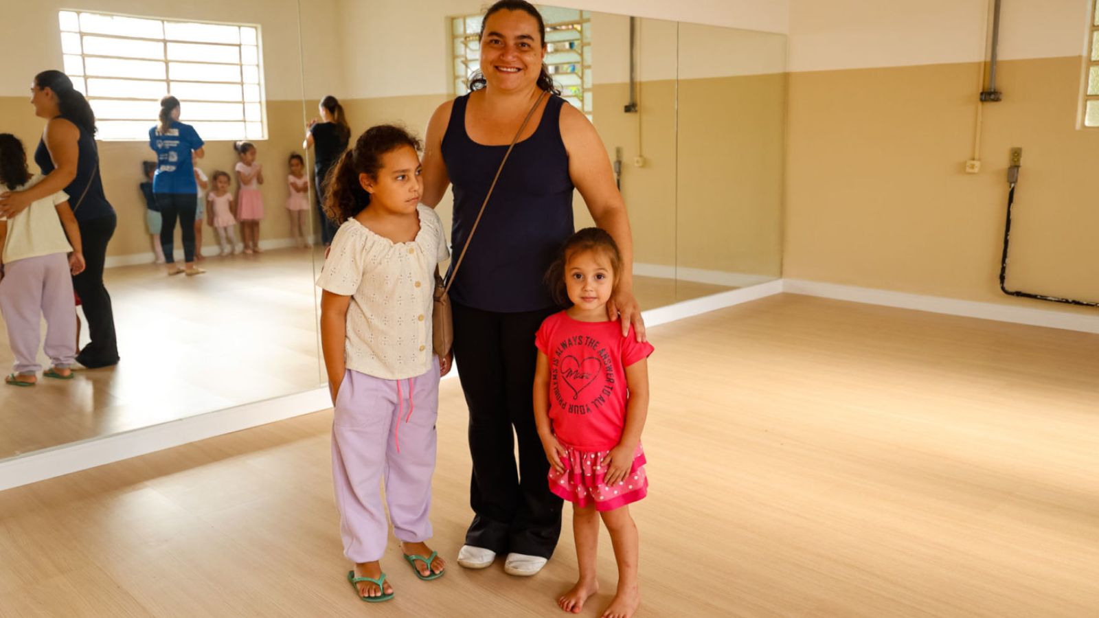 Lívia, Juliana e Sara: mãe e filhas estão inscritas para a programação de estreia das oficinas